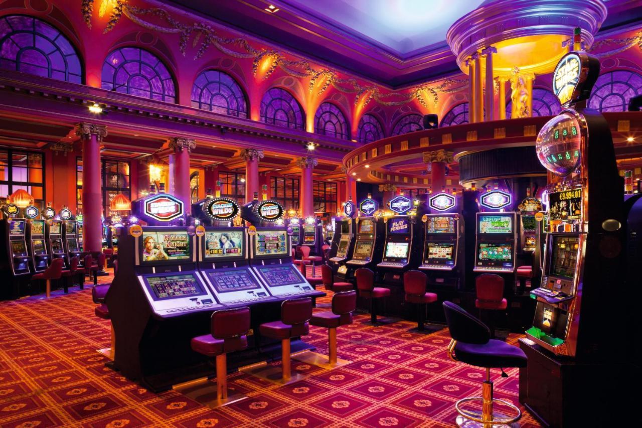 Hotel Barriere Le Normandy Deauville Luaran gambar